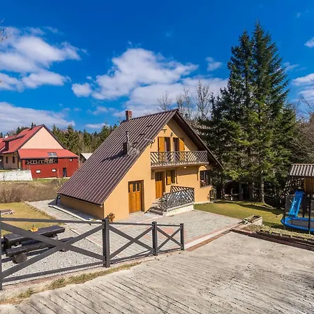 Kuca Za Odmor Villa.ris Chalet *